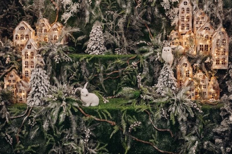 Say Goodbye to Allergies: Why You Should Consider Artificial Christmas Garlands over Real Greenery